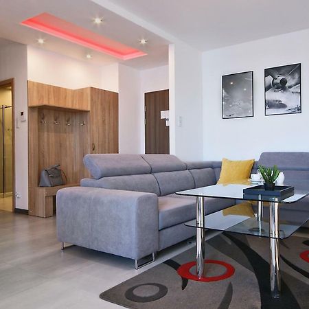 Irs Royal Apartments Apartamenty Irs Aviator Gdańsk Buitenkant foto